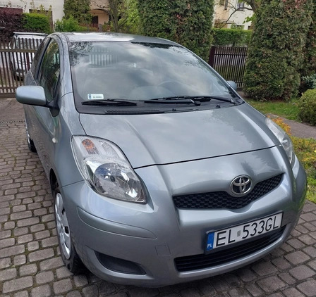 Toyota Yaris cena 18600 przebieg: 114000, rok produkcji 2009 z Łódź małe 92